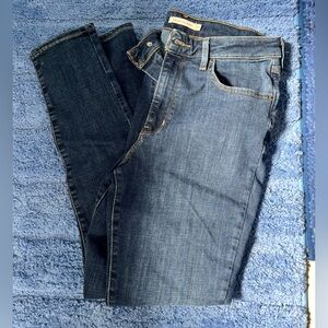 Levi's Dark Blue Skinny Women's Jeans